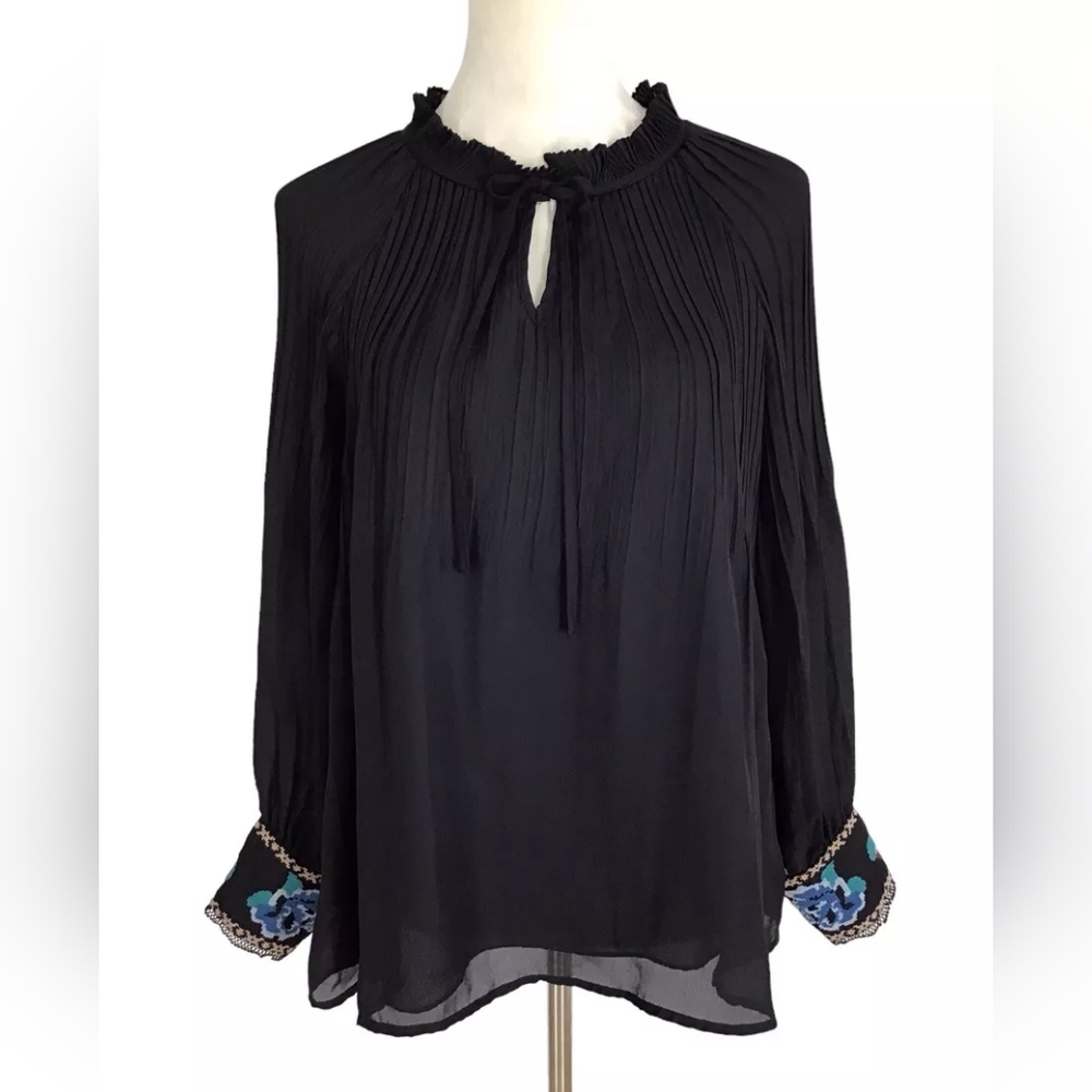 Spense Woman Black Pleated Keyhole Neck Long Sleeve Floral Embroidered Top- 3X